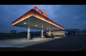 Imagine this except there's traffic on the road and it's daytime