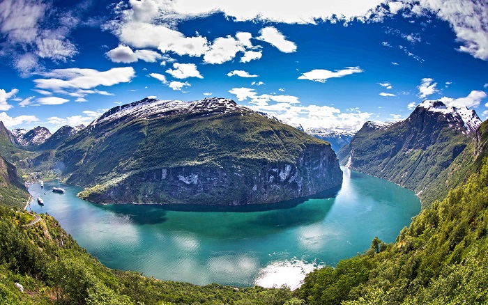 gerirangerfjord-per-ottar-walderhaug-fjordnorway